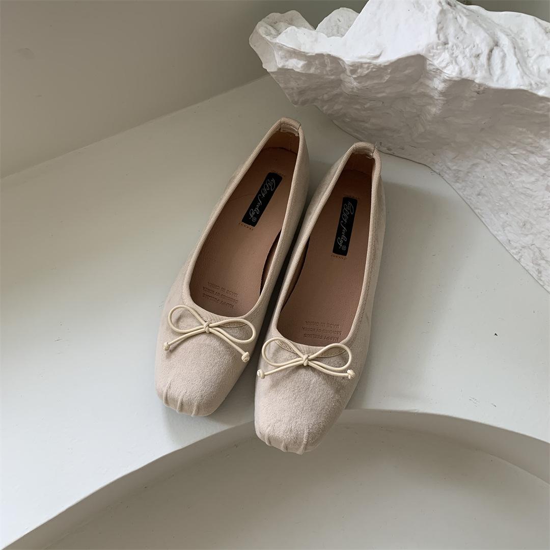 

Мода 2025 Балетки с квадратным носком и бантом Женские элегантные слипоны на плоской подошве Офисные туфли Мокасины Женские Мелкие лоферы Женские балетки 35 абрикосовый