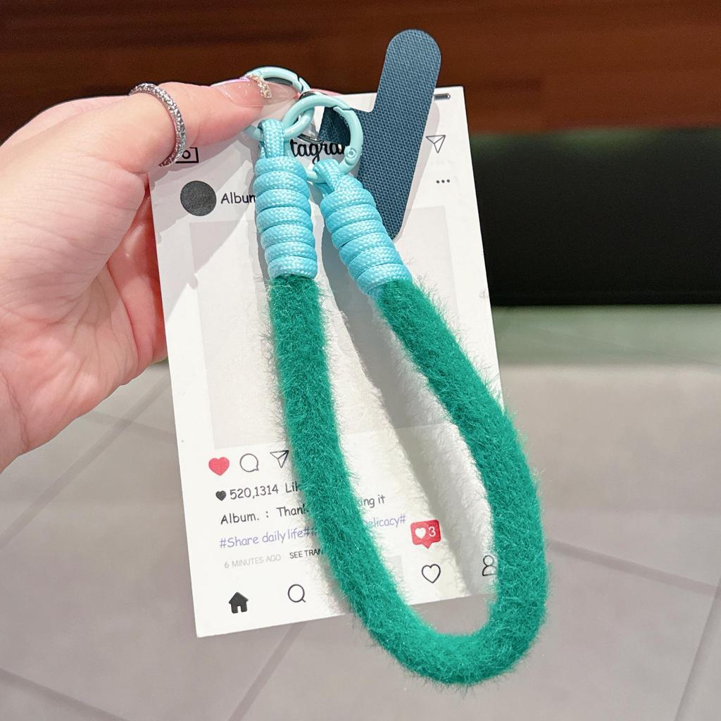 Colorful Plush Mobile Phone Wrist Lanyard with Single Buckle and Anti-Drop Feature