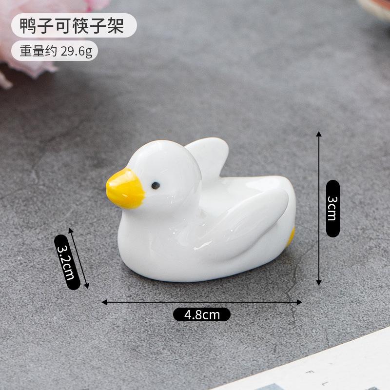 Japanese Style Animals Cute Kapibala Flying Duck Ceramic Chopstick Holder Tableware Rack Living Room Dining Table Decoration