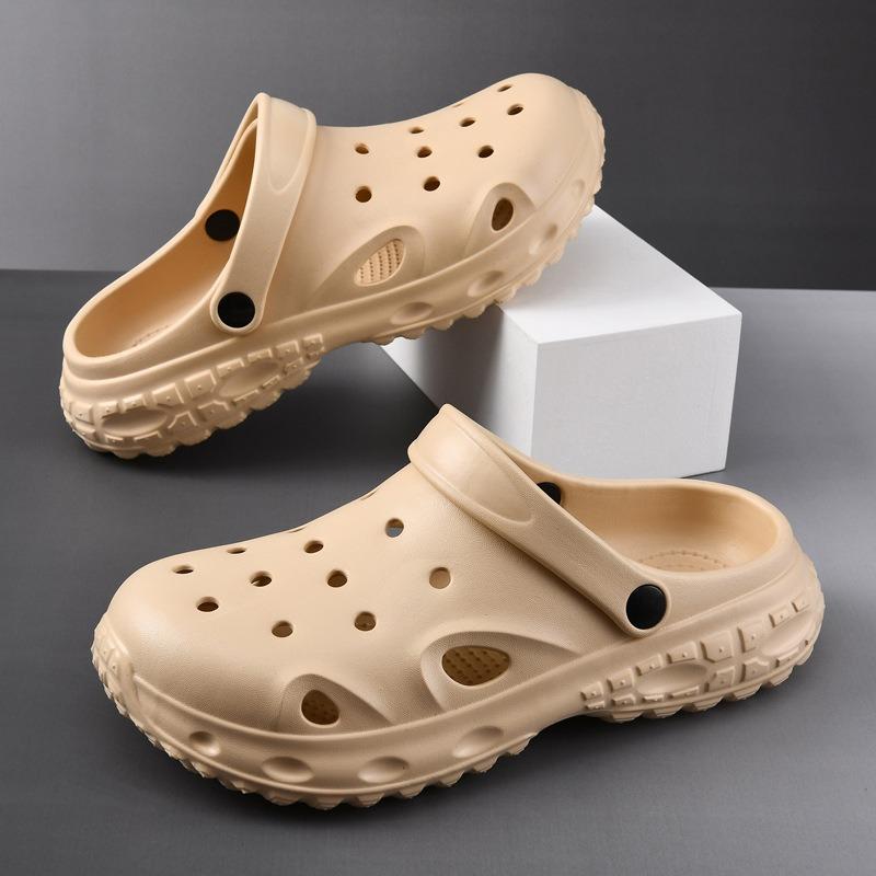 Couple thick-soled hole shoes, men's garden shoes, heightening shoes, cool slippers outside the beach in summer