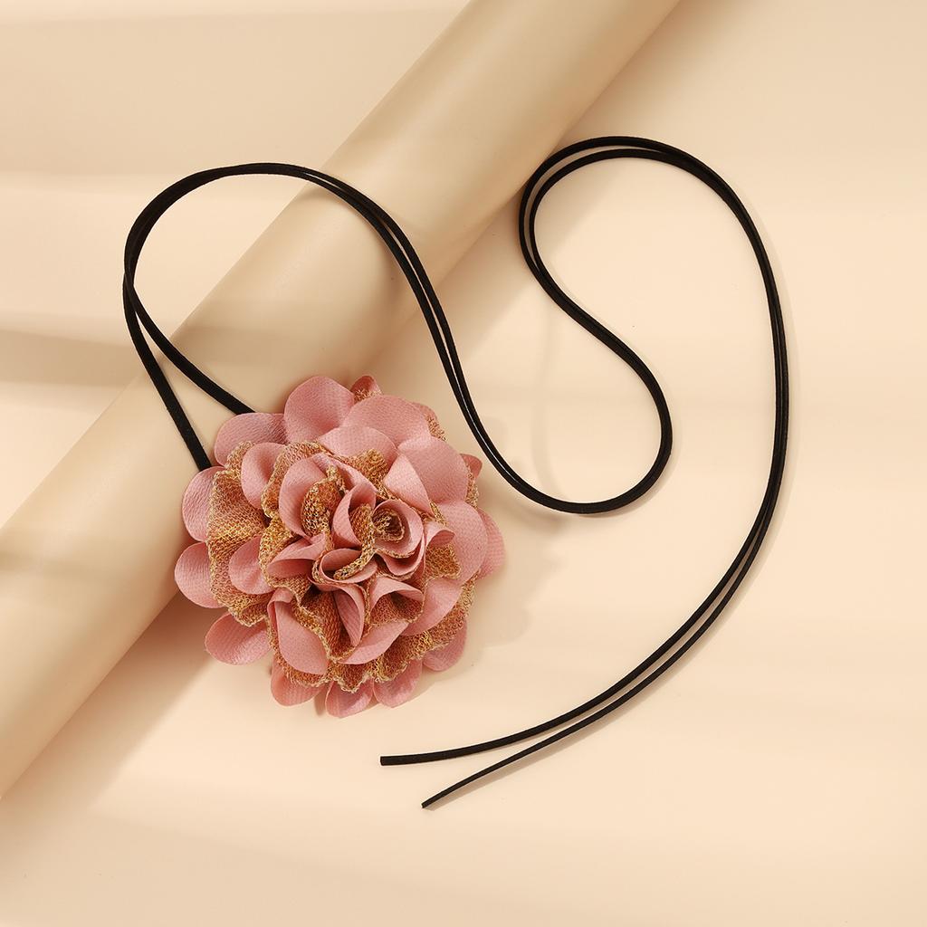 Fashion Personality Retro Three-dimensional Big Flower Neck Necklace Female, Versatile French Sexy Choker Necklace