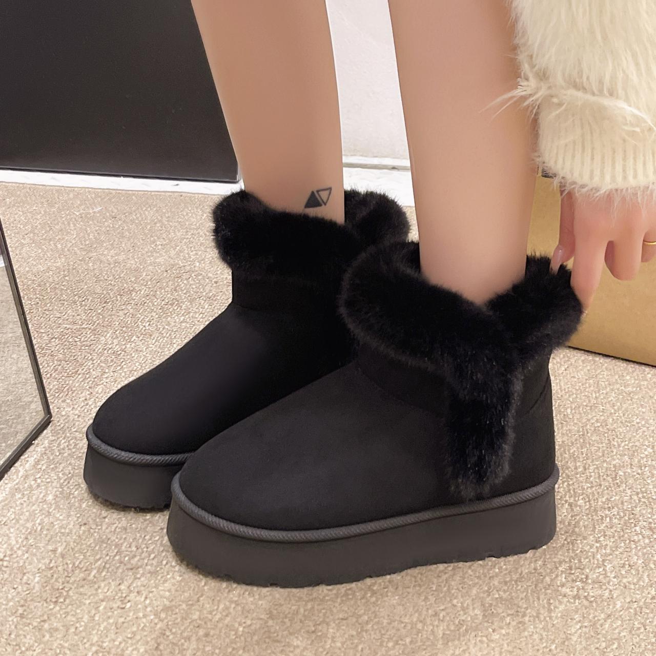 мода 2024 Зимние Теплые Длинные Плюшевые Снежные Ботинки Женские Массивная Платформа — фото 3