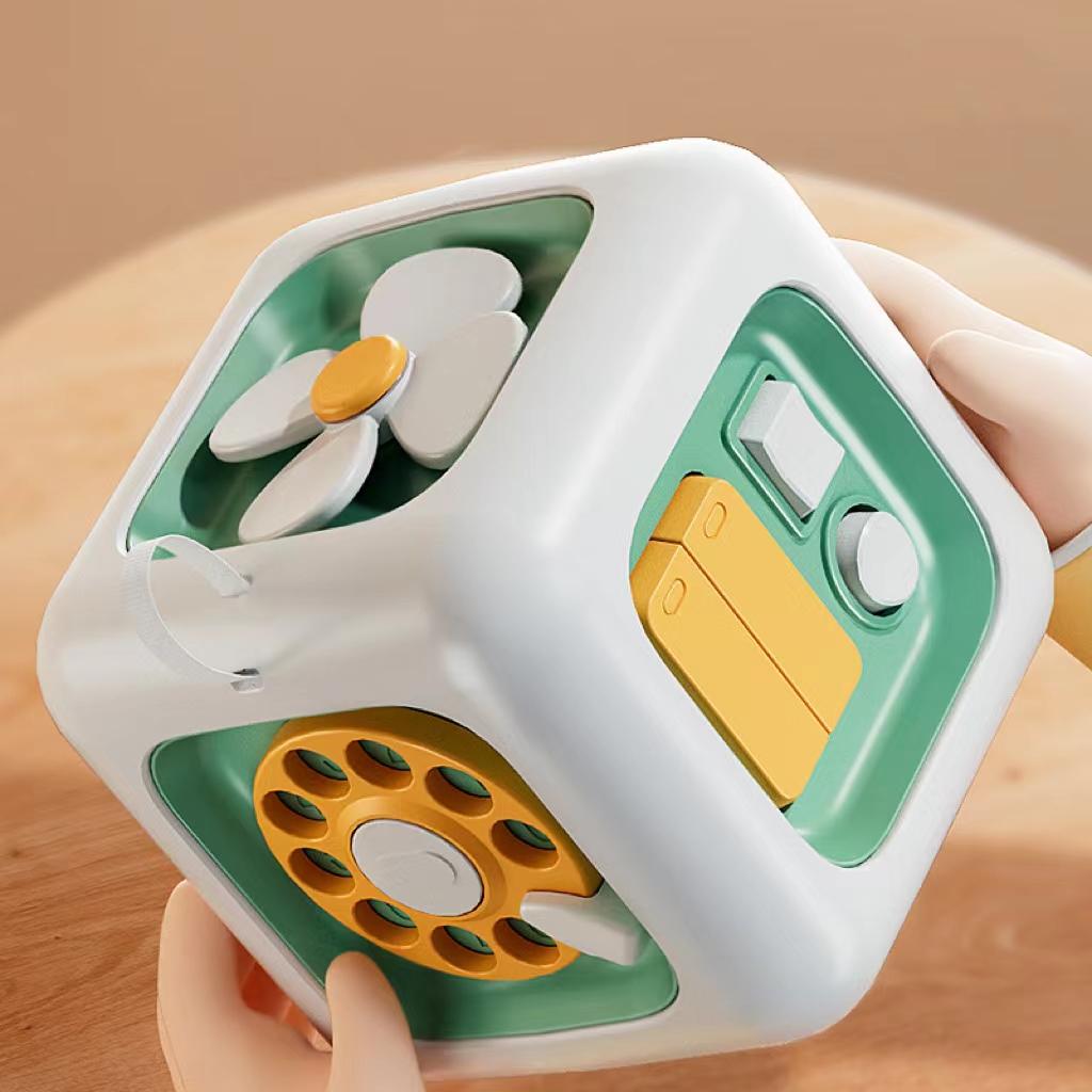 Aktivität Busy Cube Sensorikspielzeug 6 in 1 Montessori Lernspielzeug Sensorischer Busy Board Baby Übungsfähigkeiten Würfel Lernspielzeug