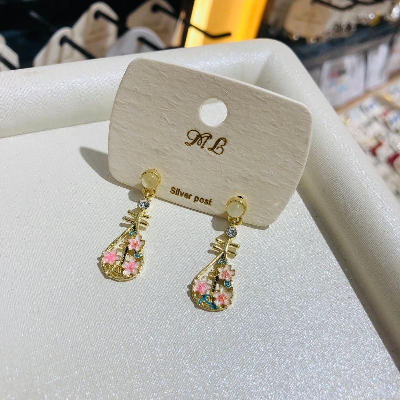 Steel Fun Chinese Style Pink Green Pipa Butterfly Earrings for Women Girl Vintage Chinese Knot Folding Fan Ethnic Style Ear Stud
