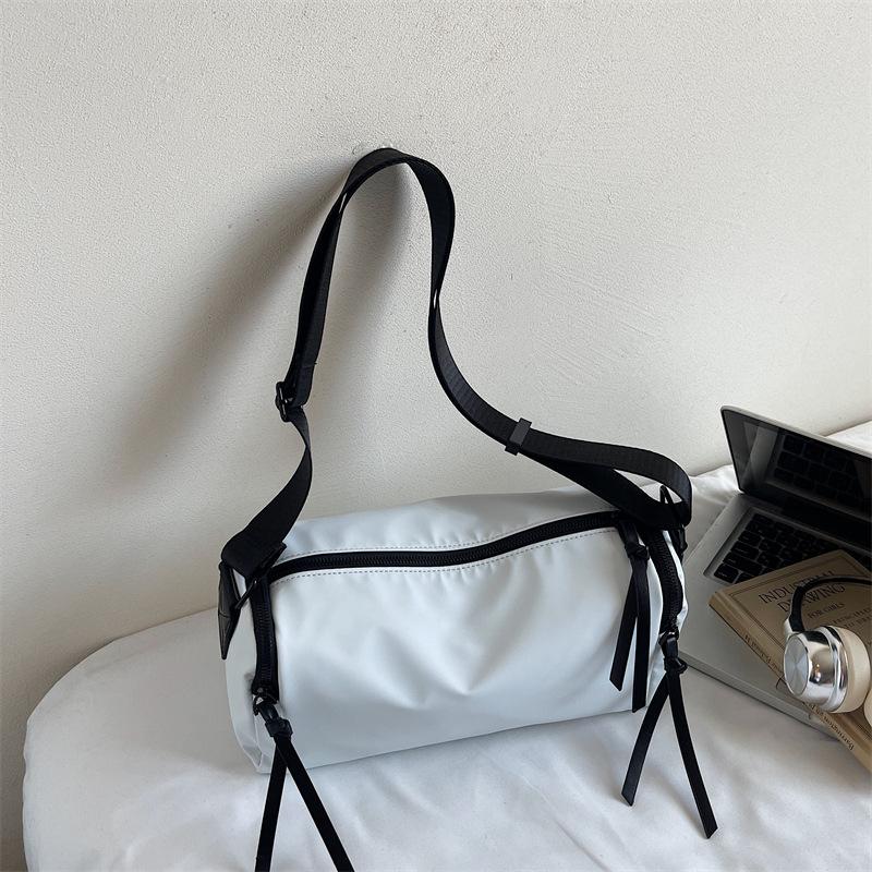 

Легкая, водонепроницаемая, вместительная сумка кроссбоди для женщин, модная и легкая роскошная сумка кроссбоди бежевый