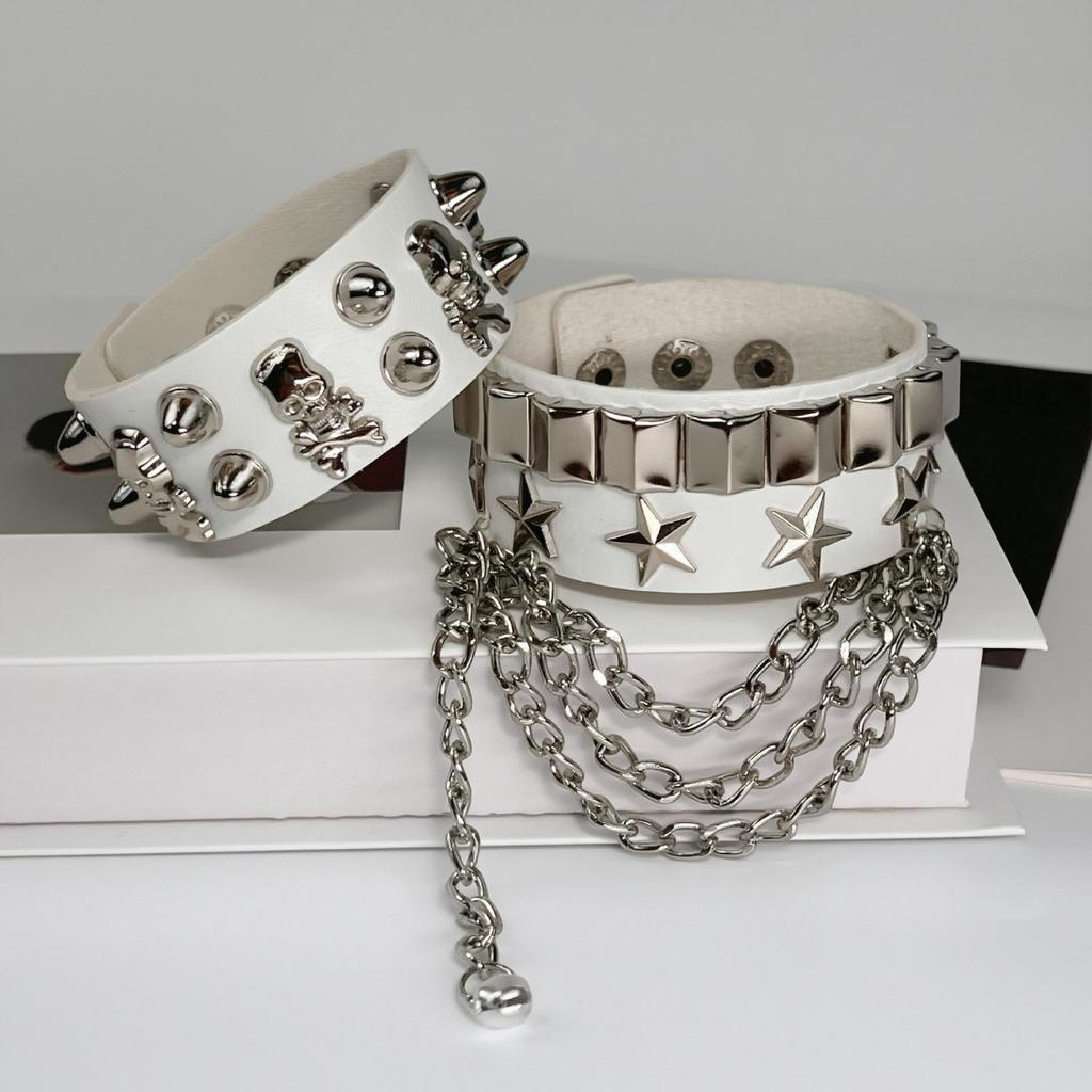 European & American Multi-layer Leather Skull Rivet Punk Bracelet