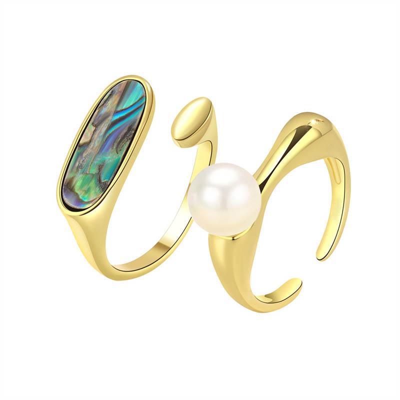 Pearl Metal Earrings