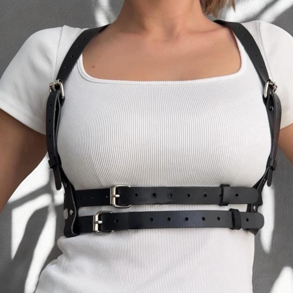 Cintura Pettorale in Ecopelle per Donna, Taglie Forti, Cintura Body Harness Punk, Cintura Harness per Outfit da Rave.