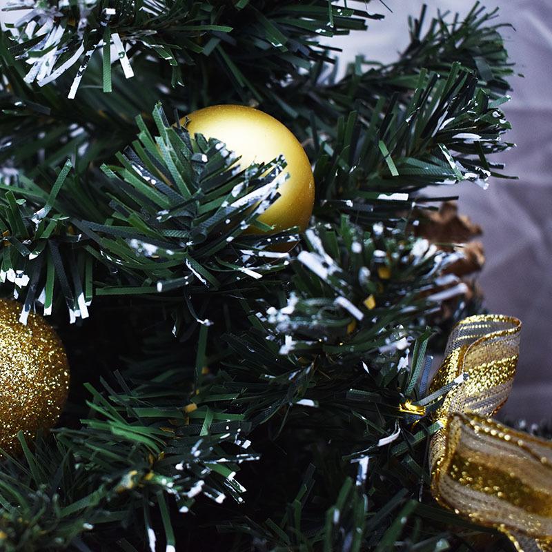Mini Christmas Tree - 3 Sizes: 20cm, 30cm, 40cm | Tabletop Gift & Artificial Tree for Holiday Decor