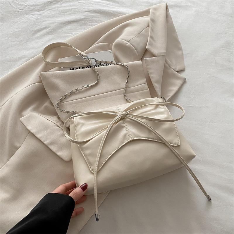 

Серебряная сумка через плечо для женщин, большая вместимость, лето 2025, новая высококачественная сумка-мессенджер с бантом белый