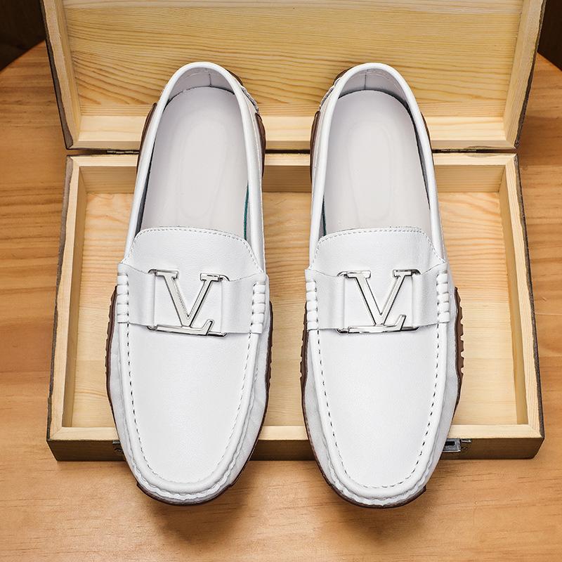 

Spring and summer 204 new large-size casual leather shoes pure hand-sewn sole versatile low-top foot set Doudou men s shoes 48 білий
