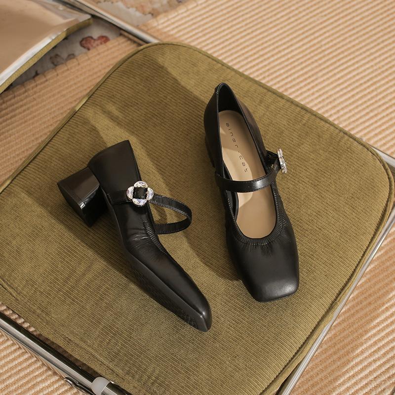 

57707 [Discontinued] High heels women s thick heels 2025 new square head temperament one-word folds Mary Jane single shoes 34