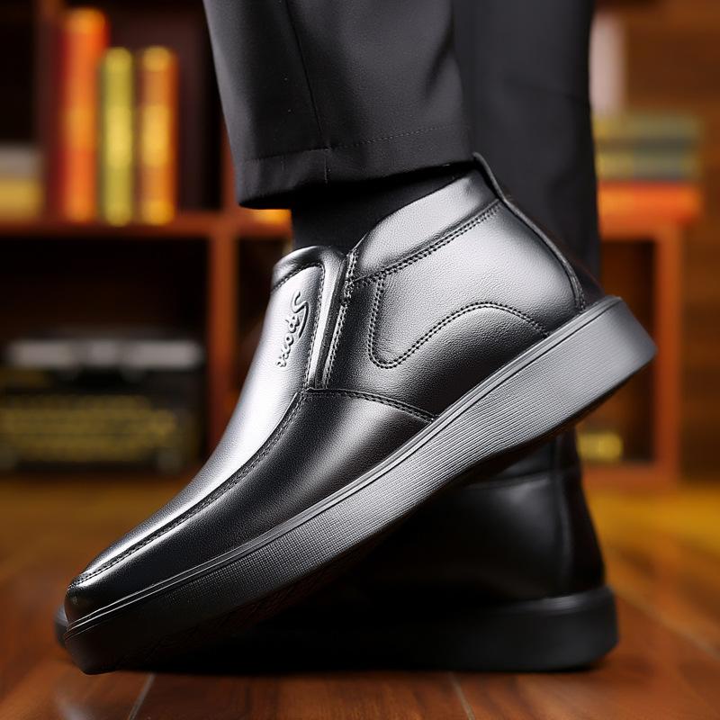Cotton Shoes Men's Warm Winter Velvet Thickened Leather Wool Non-slip Soft Sole Large Cotton Leather Shoes Casual Dad High-top Shoes