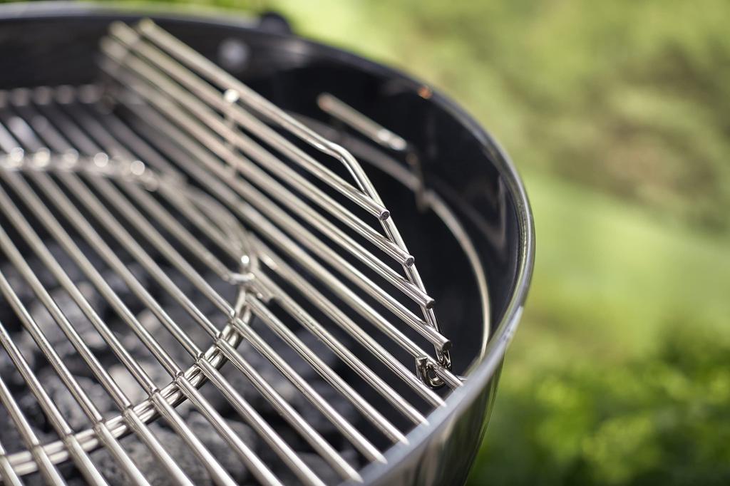 Weber BBQ Grill 57cm GBS Kochrost Holzkohle Camping Person Japanisch 8843 10-12 [Originalprodukt]