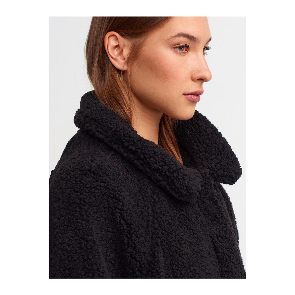 6821 Palton de pluș-bej închis