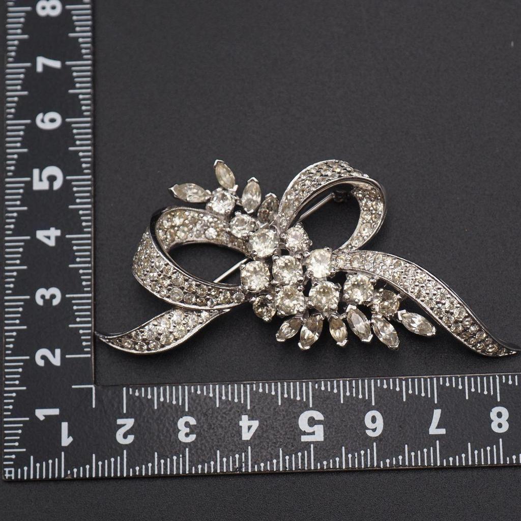 Used H329 PANETTA Brooch Rhinestone Silver Color Design Costume Jewelry