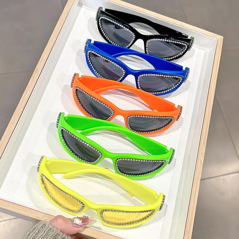 Fashionable diamond-encrusted glasses, trendy and individual-style decorative glasses, outdoor bicycle goggles, sunglasses