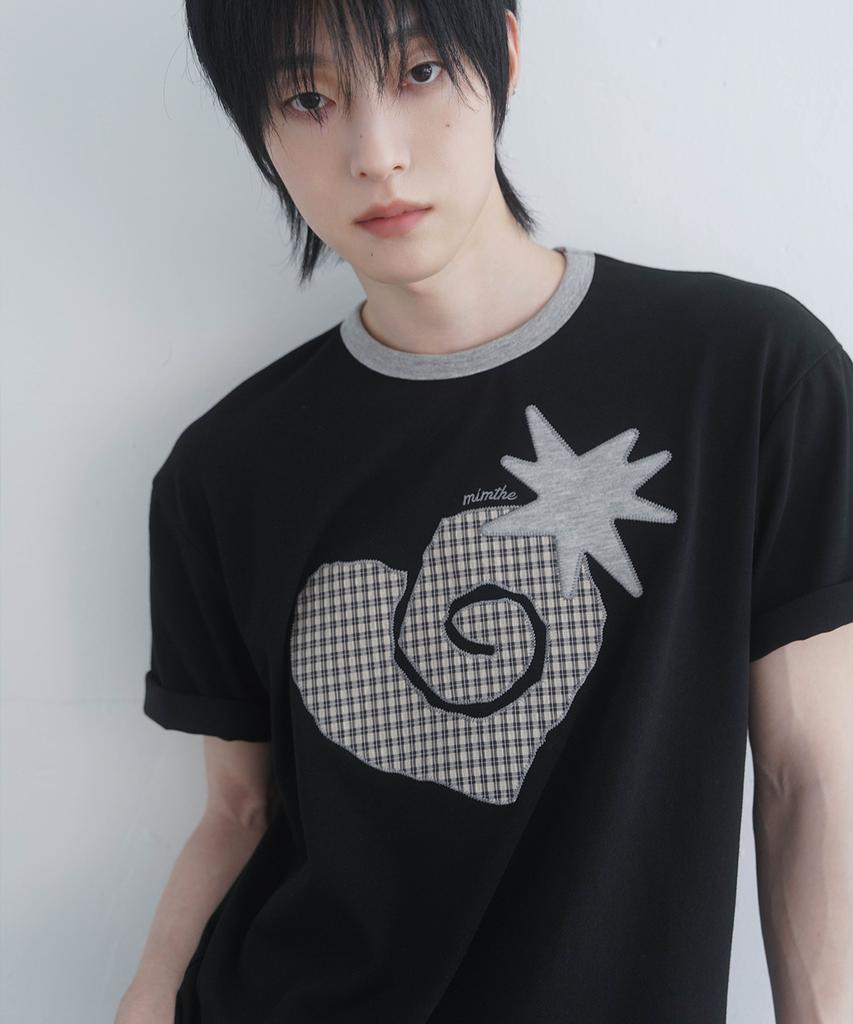 Mimdeowodeulobeu Snail Heart Patch T-Shirt_Black