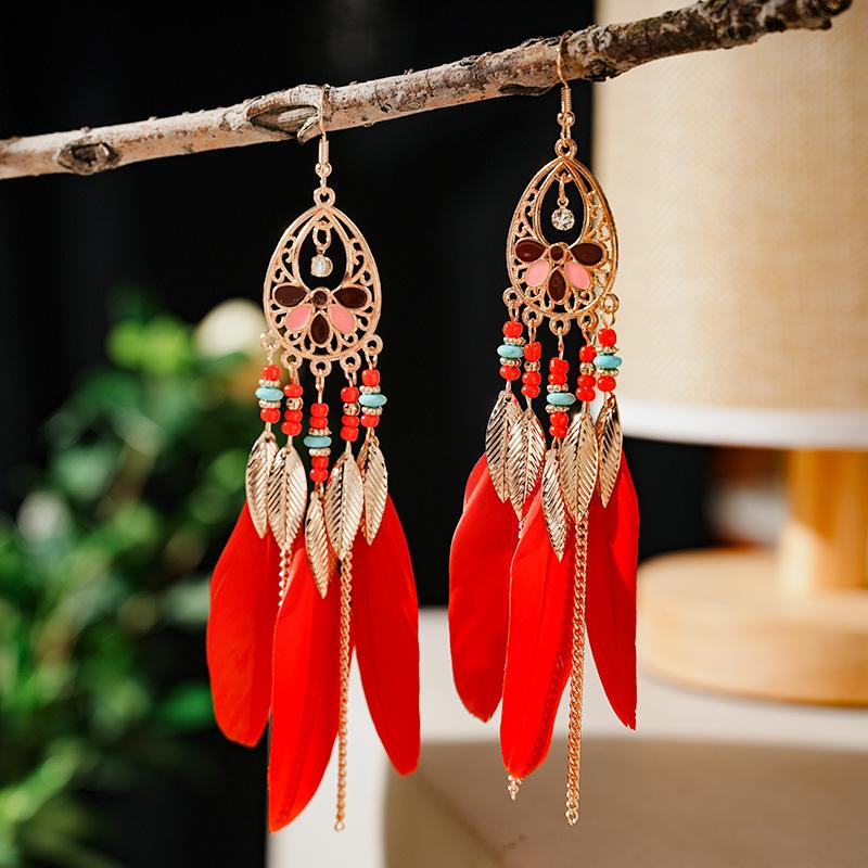 Fashion Vacation Style Bohemian Feather Earrings for Women Ethnic Long Chain Bead Leaf Dangle Earrings Party Daily Jewelry