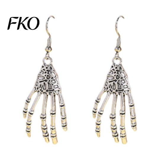 Unique Holiday Gifts for Friends 1 Pair Halloween Earrings Women, Skeleton Spider Pumpkin Detailed Alloy Charms Ghost Bat Dangle Earrings, Gothic