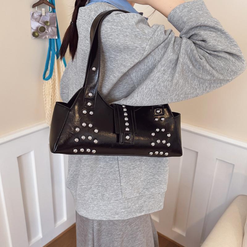 Fashi Solid Color PU Zipper Rivet Light Luxury Sweet Shoulder Bags for Women 2026 High Quality Temperament Ccise Handbags