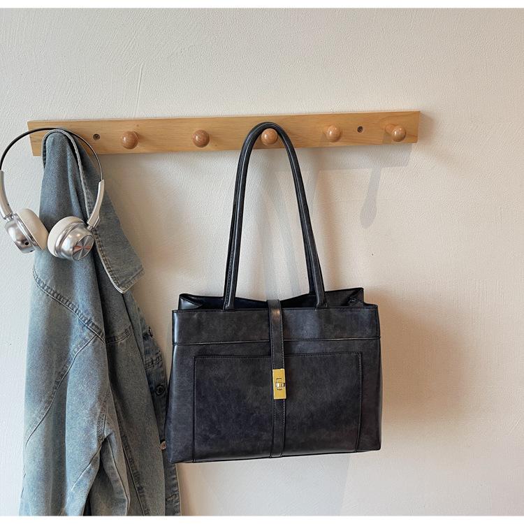 Premium Handbag Bag Women's 2025 New Contrasting Color Retro Shoulder Bag Commuting Large Capacity Underarm Tote Bag Tide