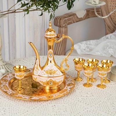 Conjunto Vintage de Cafeteira Turca de Metal Conjunto de Chá Estilo Europeu 6 Xícaras de Café de Luxo Bandeja de Chá Artesanal e Bule para Servir Chá Café Cappuccino