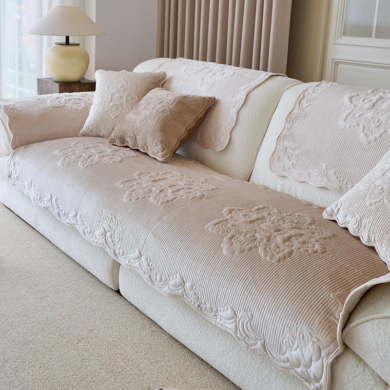 

Foreign Trade Explosion Sofa Cushion, Universal In All Seasons, Non-Slip And Dirt-Resistant Seat Cushion, Korean High-End Dutch Velvet Sofa Cover 90*160cm