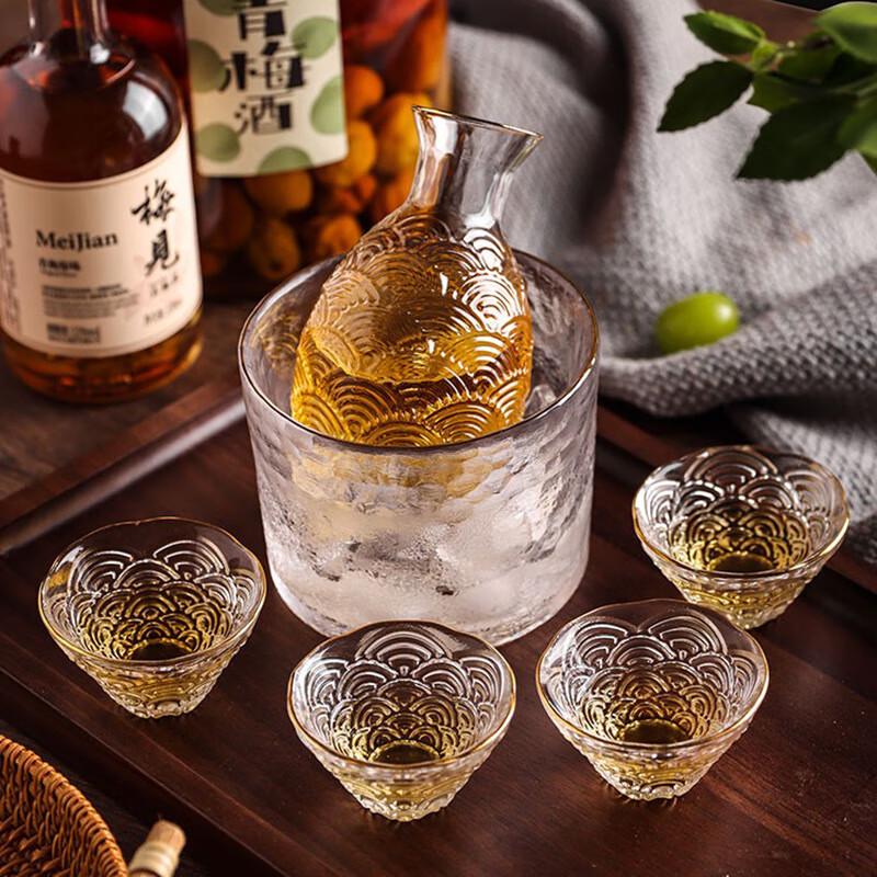 Auspicious Cloud Glass Sake Set 1 Pot 4 Cups + Warming Pot
