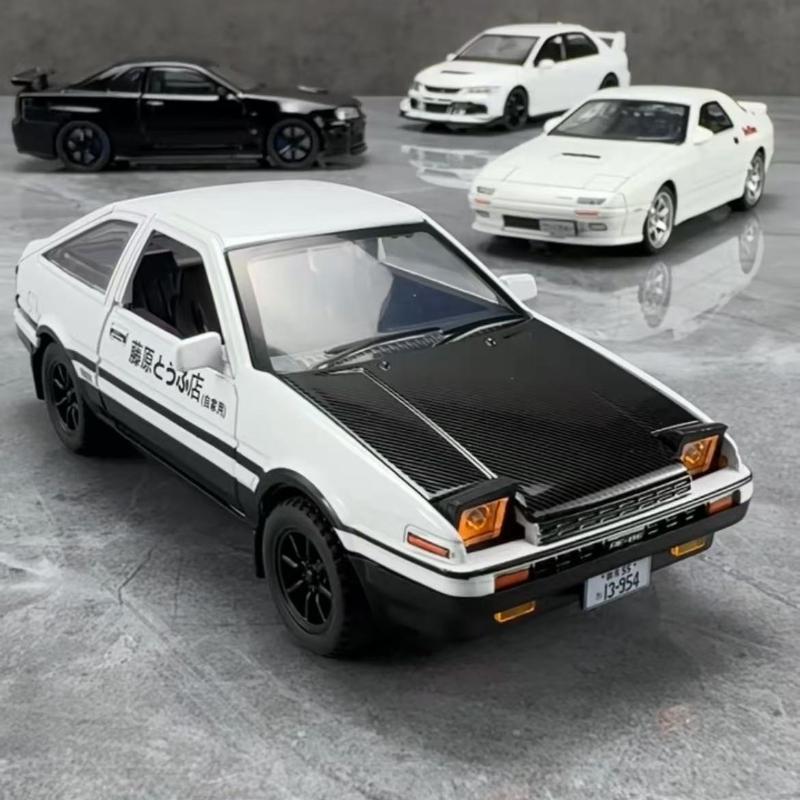 Initial D 1:32 Toyota AE86 Model Car Diecast Metal Alloy Boys Toys Cars Collectibles Kids Car Model Birthday Gifts Kids Present