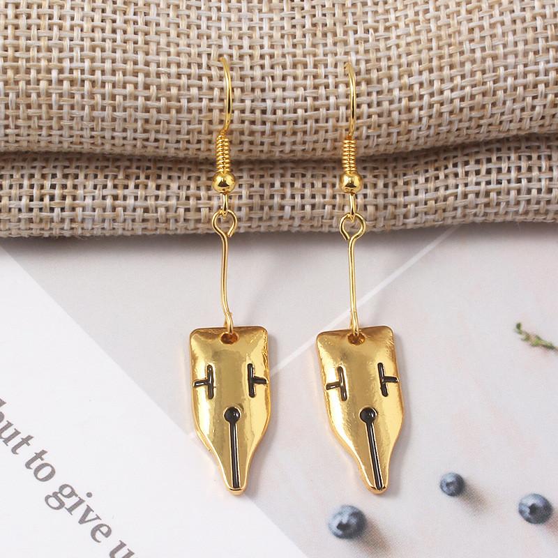 Bizarre Jojos Adventure Alloy Earrings With Electroplated Finish For Cosplay