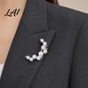 Rhinestone Brooch Pin Curved Design Imitation Pearl Lapel Versatile Daily Wear Pearlescent Texture Badge for Coats Shirts Scarves Accessories
