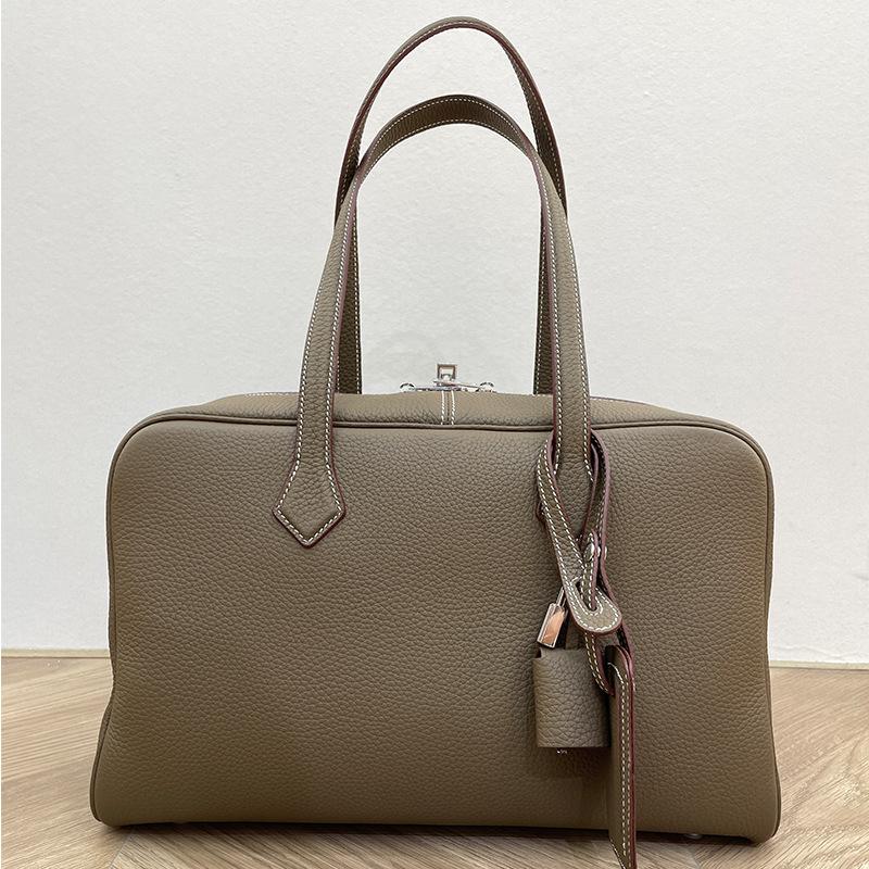 2025 Neue TC Leder Victoria Tasche Leder Damen Tasche Boston Tasche Pendler Große Kapazität Schultertasche Handtasche