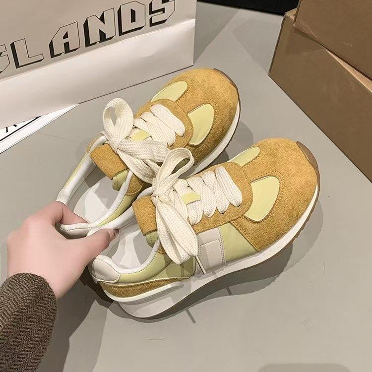 

Универсальные женские кроссовки на платформе в стиле «папины кроссовки» 2025 новая весна и осень немецкие тренировочные спортивные беговые повседневные взрывные с большой головой одинарные туфли для женщин 40 светло-желтого