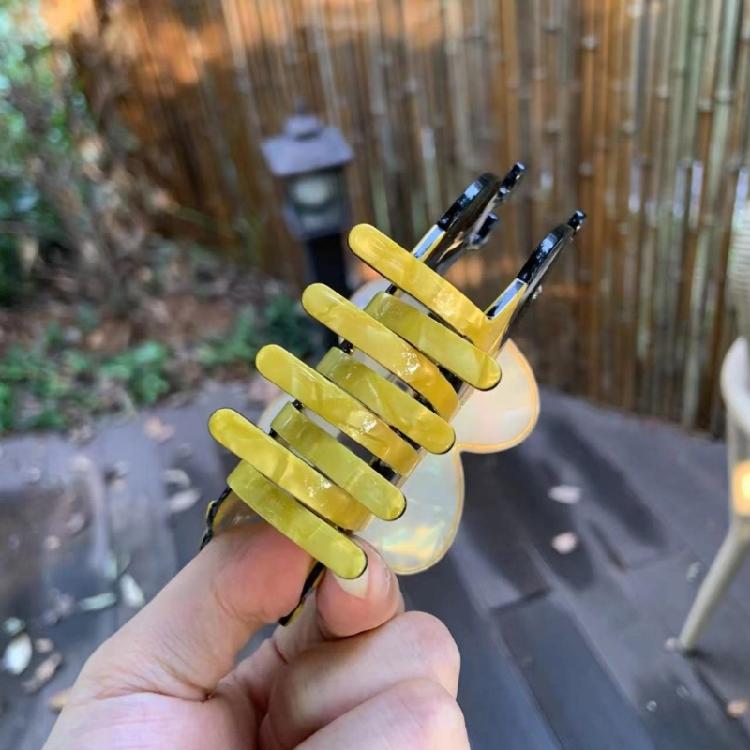 Honeybee Claw Clip for Adult Kids Hair Claw Clip Strong Hair Grip for Hairstyle Ponytail Holder Girl Lovely Hair Decors