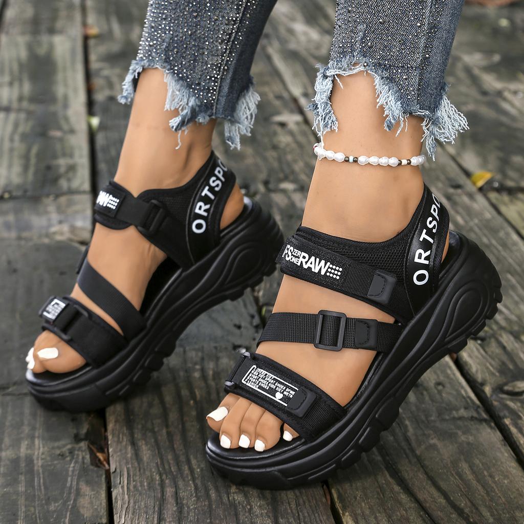 Fashion Summer New Women Sandals Lightweight Beach Wedge Sandals Versatile Platform Sporty Shoes Outdoor Fashion Luxury Women Shoes