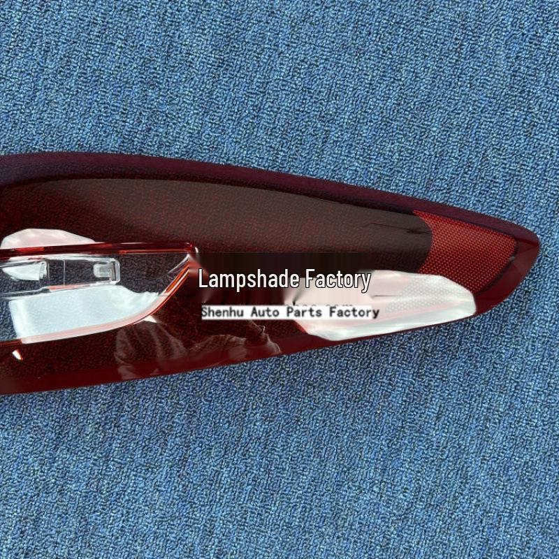 Ford Mondeo Taillight Cover & Housing (2017-2021 Models)