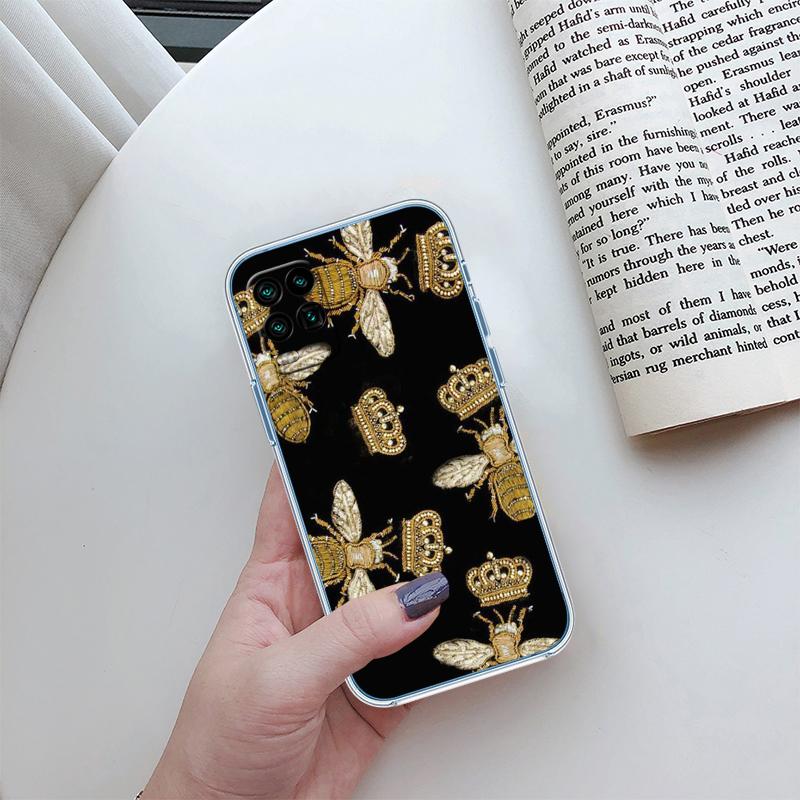 RA3 Art Bees Cartoon Phone Case for Motorola Moto G10 G20 G30 G31 G32 G34 G35 G41 G42 G50 G51 G52 G55 G60 G60S G62 G71 G72 G75