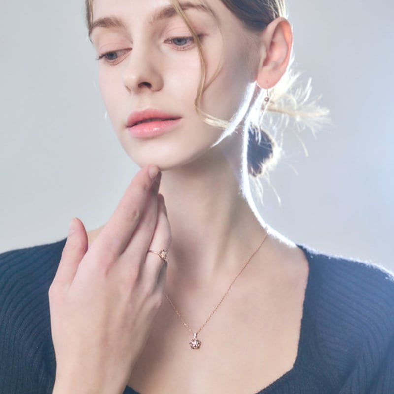 ELLE Jewelry Penny Flower Ring ELBRWR110