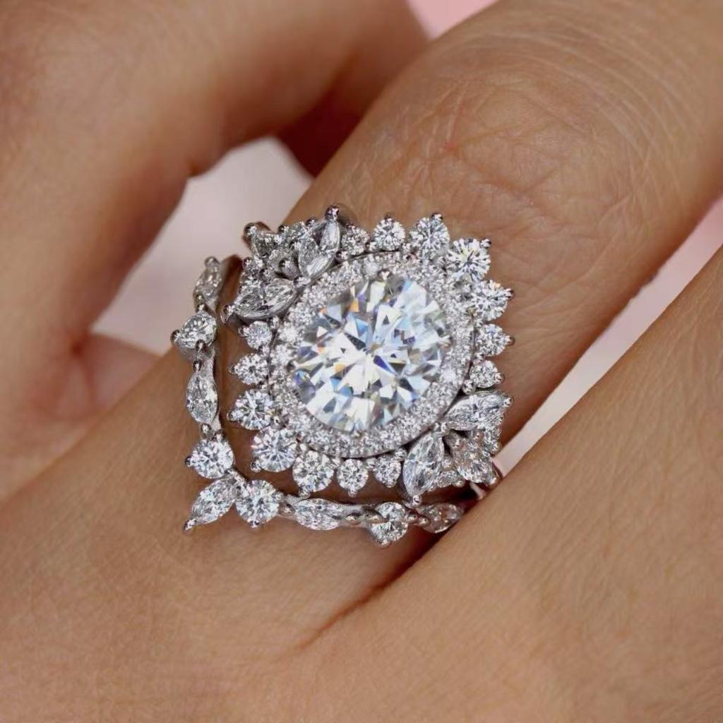 Luxury European and American Fashion Ring Women, Luxurious Temperament Crown Couple Ring, Two Sets of High-end Rings