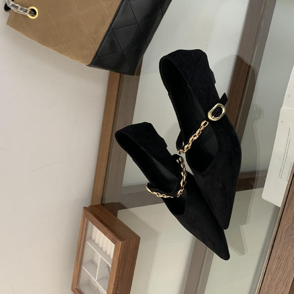 2025 Autumn and Winter New Soft-soled One-word with Light Mouth Versatile Short Thick Heel Light Mouth Pointed Small Single Shoes