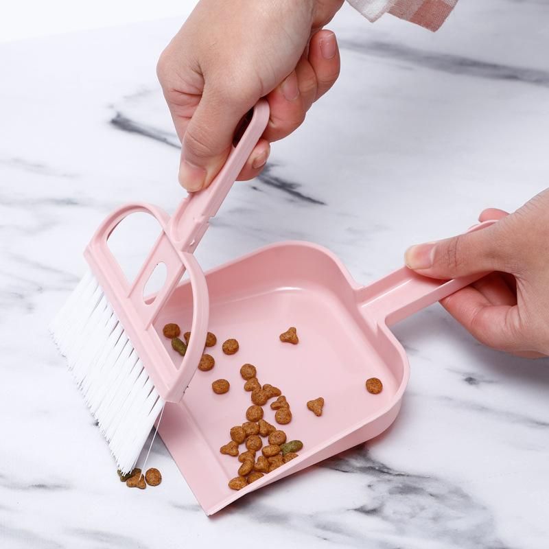 Pet dustpan small broom set, special pet toilet, convenient pet cleaning utensils