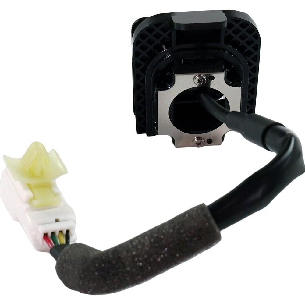 

957503X100 Камера заднего вида 957503X105 Черный пластик 2012–2013 гг.