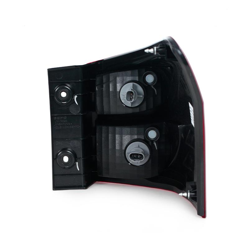 For ISUZU MU-X MUX SUV 2013 2014 2015 2016 2017 Turn signal Rear Tail Light Outer Rear Parking Fog Lamp Assembly 8-98218265-0