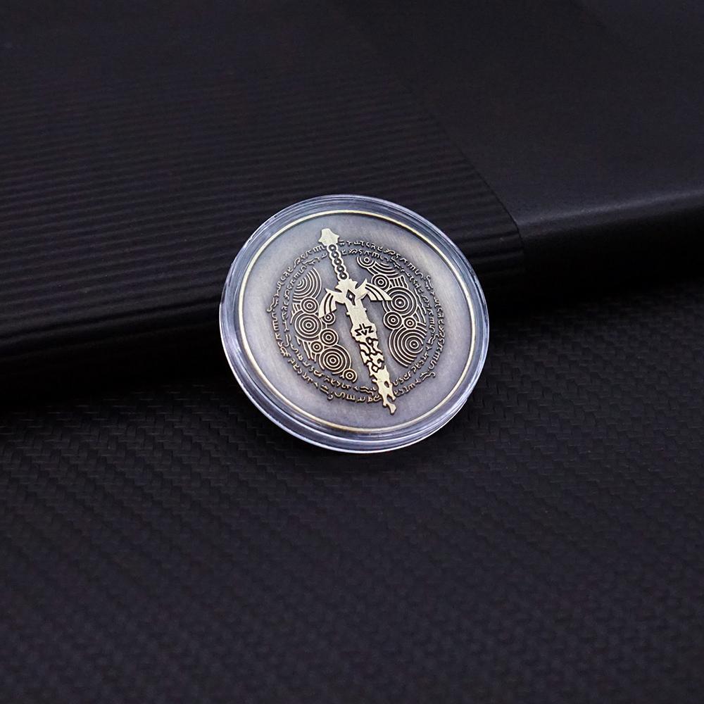 Tears of The Kingdom Keychain Breath of the Wild Key Chain Keychains for Men Game Accessories Car Key Ring Pendant llaveros
