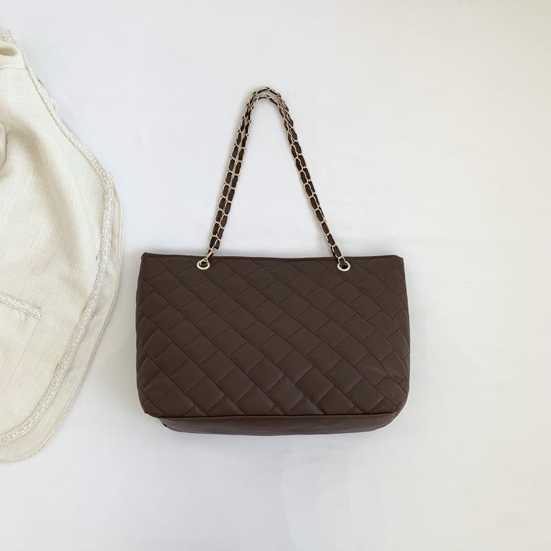 

2025 новая клетчатая сумка-тоут большая сумка повседневная простая сумка на плечо с цепочкой большая вместимость ретро однотонная сумка под мышкой