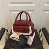 Spring New Niche Design Shell Bag Fashion Trend Women's Casual Texture Shoulder Messenger Bag