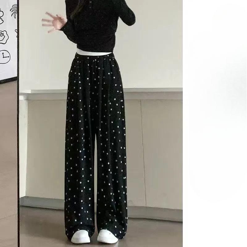 

Новые повседневные спортивные брюки с цветочным принтом для женщин на весну и лето. Тонкие брюки с высокой талией, спускающиеся вниз, чтобы они выглядели стройнее. Маленькие прямые брюки с широкими штанинами. 3XL