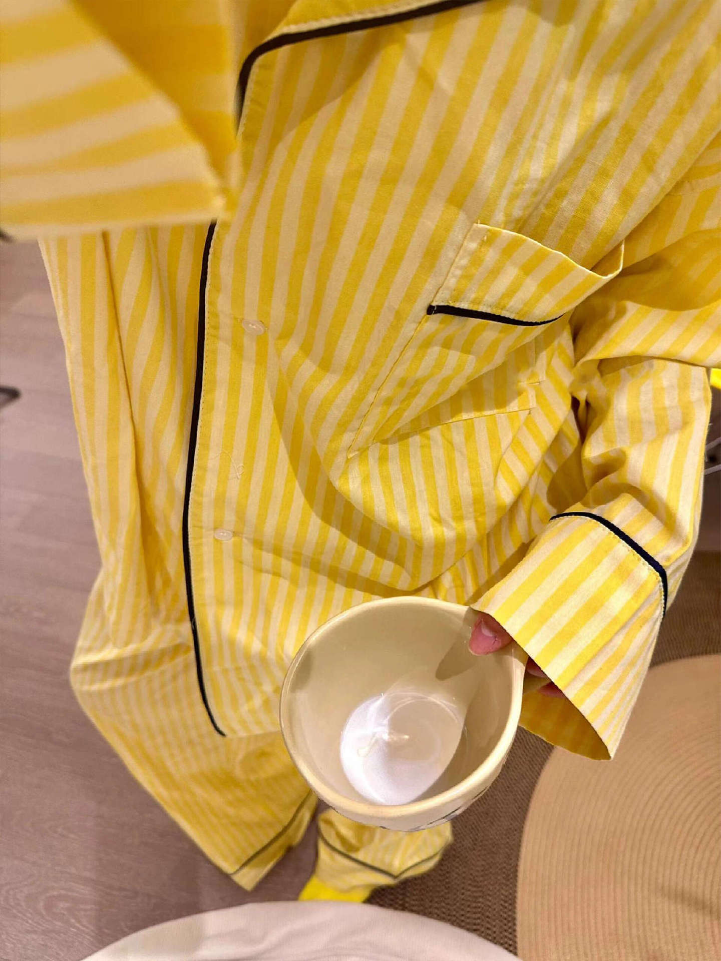 

[Spot] Striped clothes pajamas women s autumn new large size long-sleeved cardigan trousers can be worn outside loungewear spot s (recommended 80~ 47.5kg )