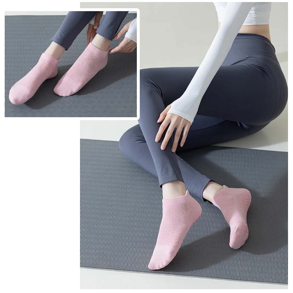 4 Pairs Non-Slip Breathable Yoga Socks for Women – Grip Socks for Pilates, Barre, Dance, and Workouts